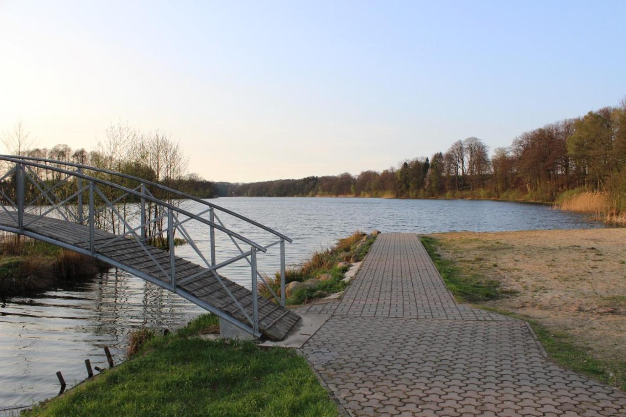 Domek Nad Jeziorem Bystrzyna Świdwin 外观 照片