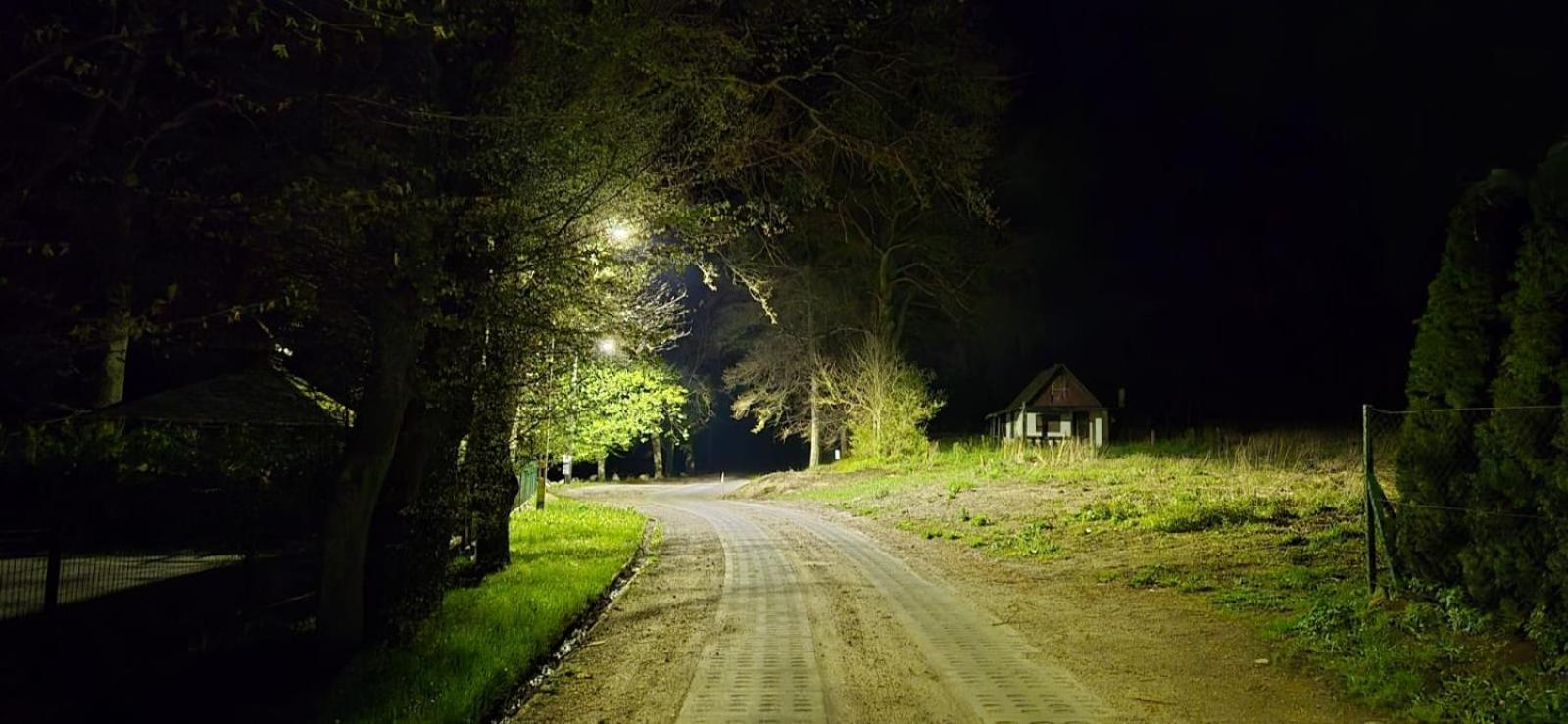 Domek Nad Jeziorem Bystrzyna Świdwin 外观 照片